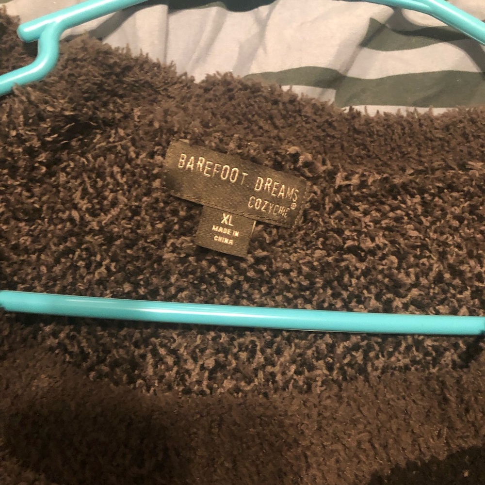 Barefoot Dreams CozyChic black/grey pullover sweater animal print